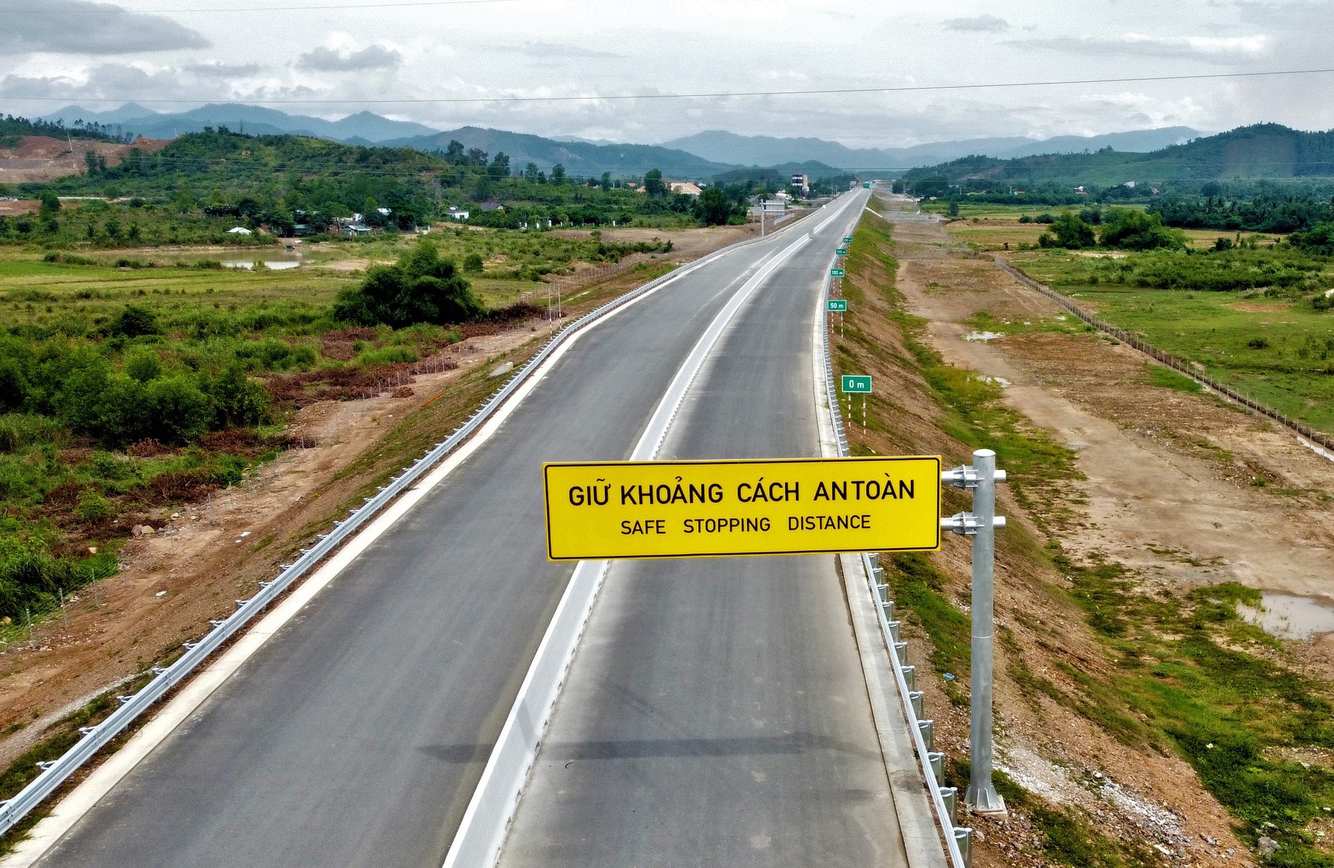 xem xet khai thac som 70km cao toc van phong nha trang hinh 1