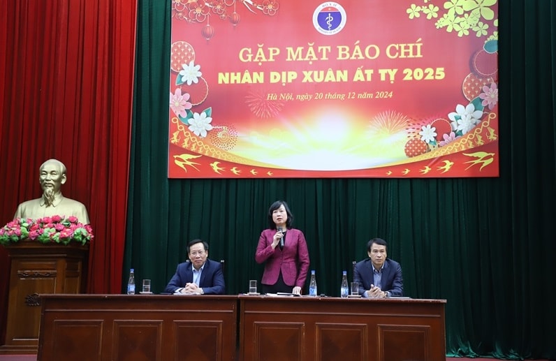 quy dinh cho phep dieu chuyen thuoc vat tu y te duoc bhyt thanh toan dam bao quyen loi cua nguoi benh hinh 1