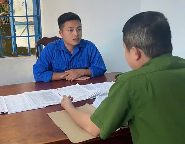 dak nong nhom cho vay lai cao tra hinh tai cac tiem cam do bi bat hinh 1