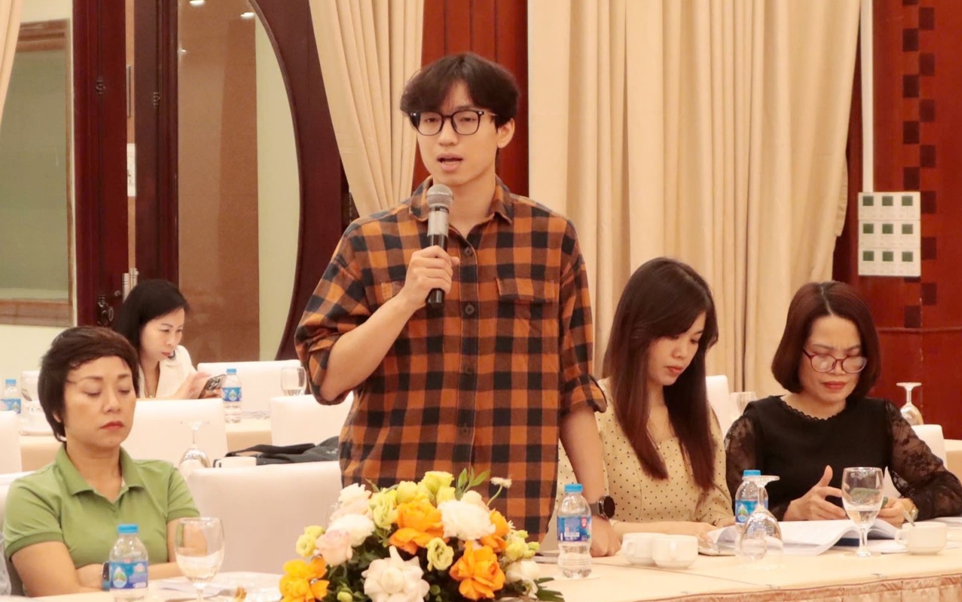 lang phi tai nang tre trong linh vuc van hoa nghe thuat vi sao nen noi hinh 2