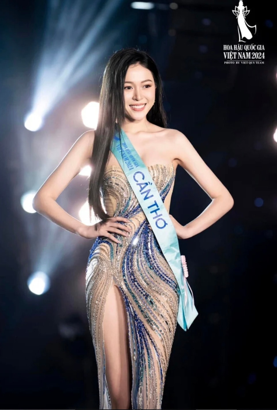 chiem nguong nhan sac doi thuong cua tan hoa hau quoc gia viet nam hinh 2