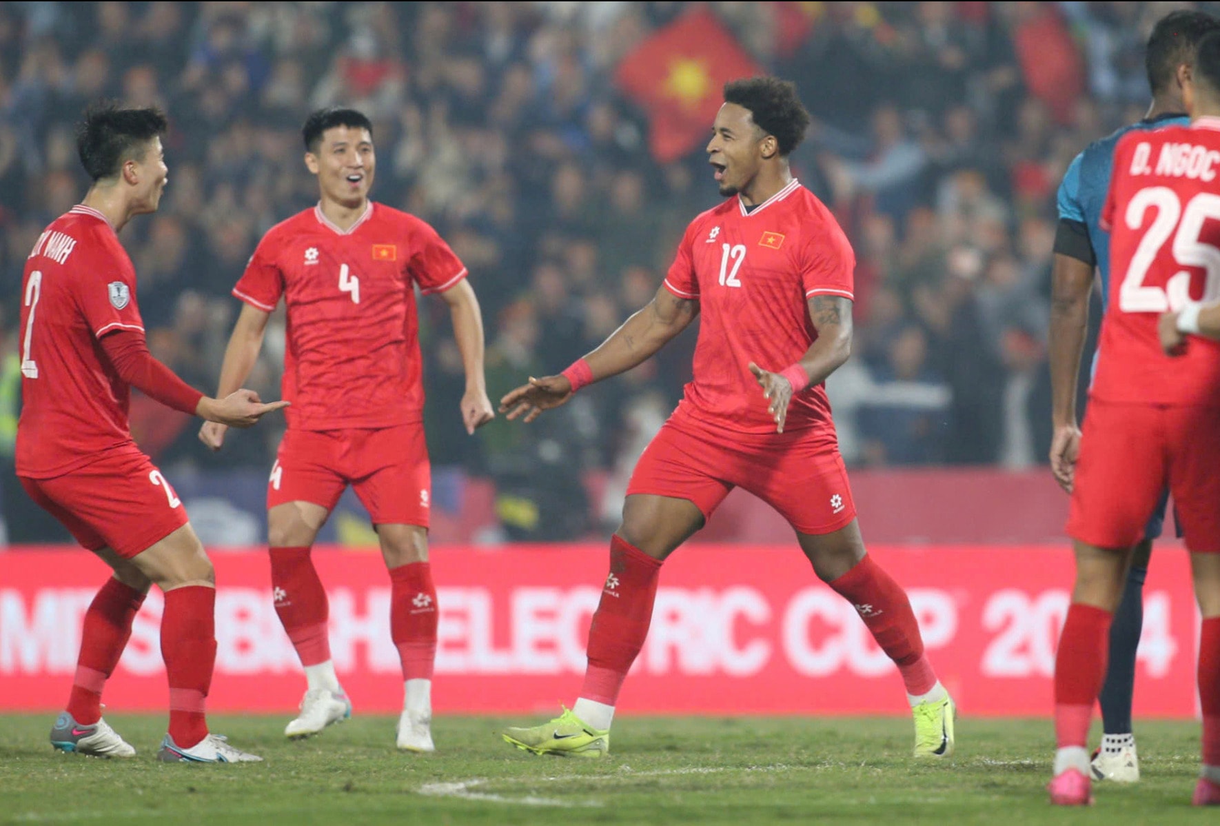 danh bai singapore viet nam vao chung ket aff cup 2024 hinh 1