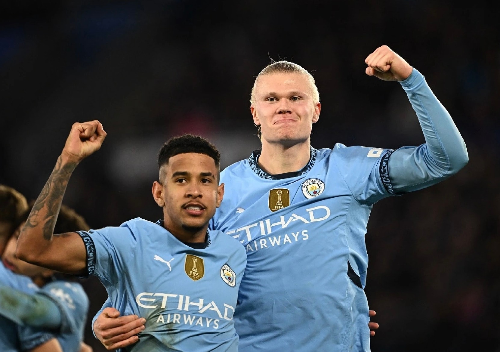 haaland toa sang man city danh bai leicester tai ngoai hang anh hinh 1