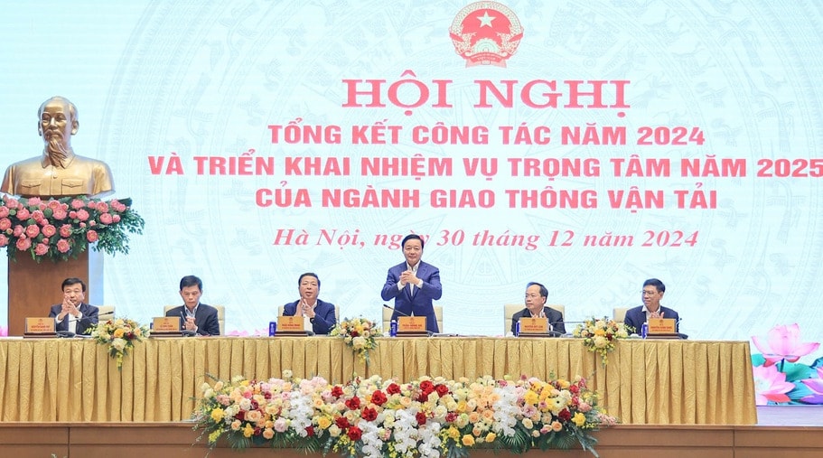 nganh giao thong van tai da dong gop vao su phat trien chung cua dat nuoc hinh 1