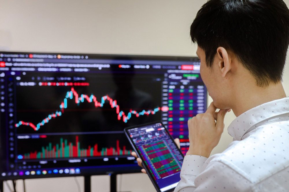 phien giao dich cuoi cung nam 2024 vn index mat moc 1270 diem hinh 1