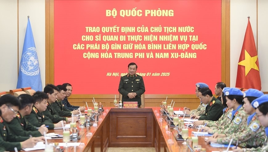 them 8 si quan viet nam chuan bi len duong lam nhiem vu gin giu hoa binh hinh 3