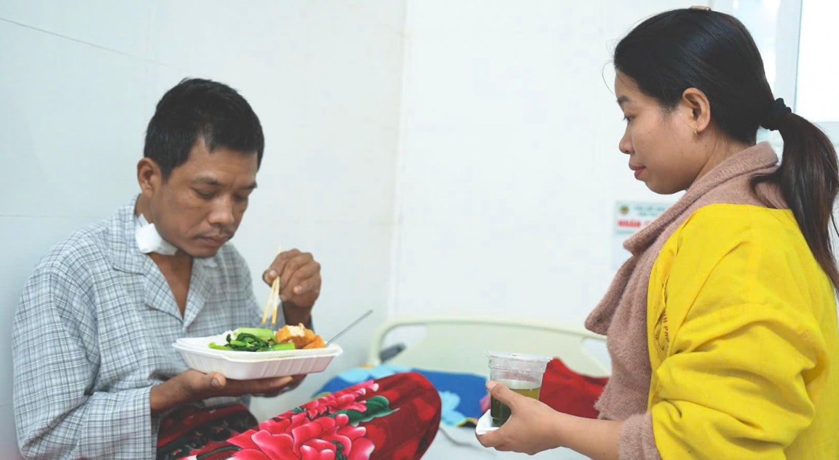 cuu song benh nhan ngung tim ngoai vien do vet thuong thau nguc hinh 5