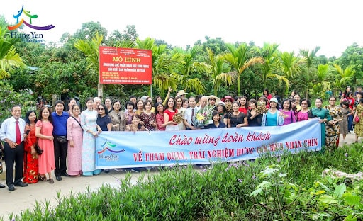 nam 2024 tong luot khach du lich den voi hung yen tang khoang 187 hinh 1