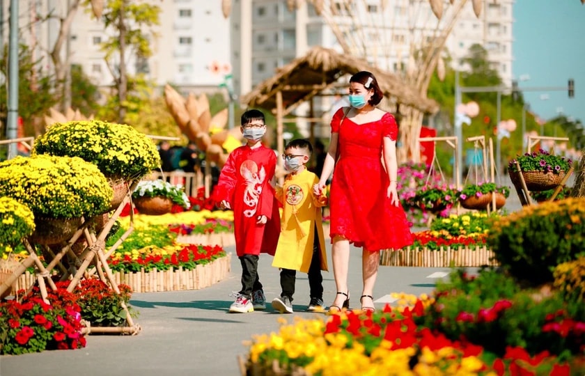 ha noi vao top 10 diem den thu vi dip tet nguyen dan 2025 hinh 1