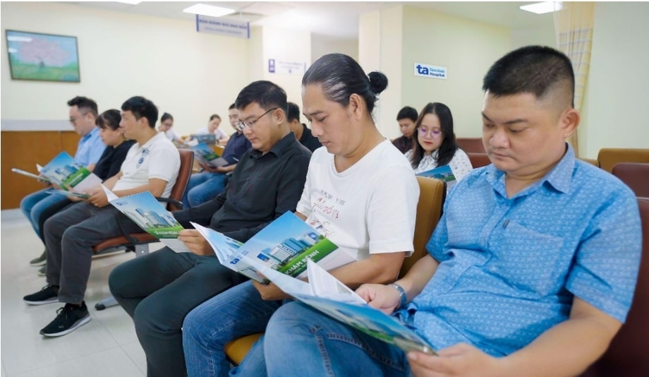thoat bung bia nho giam can chuan y khoa hinh 1