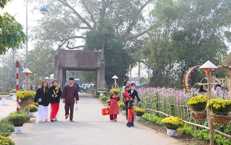 tet lang viet 2025 o lang co duong lam hinh 1