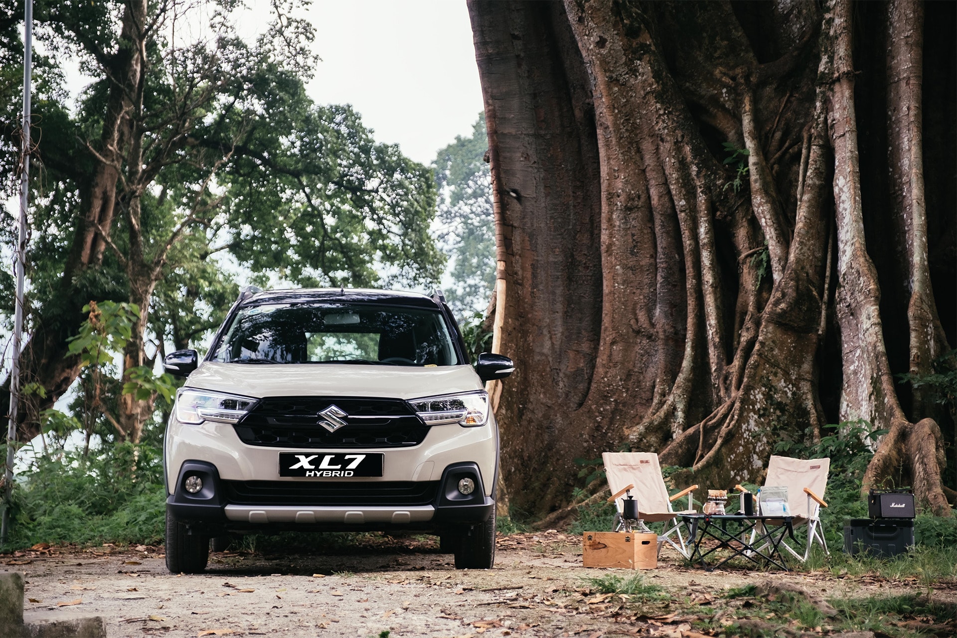 toyota innova cross co the som bi vuot mat o phan khuc o to hybrid pho thong hinh 2