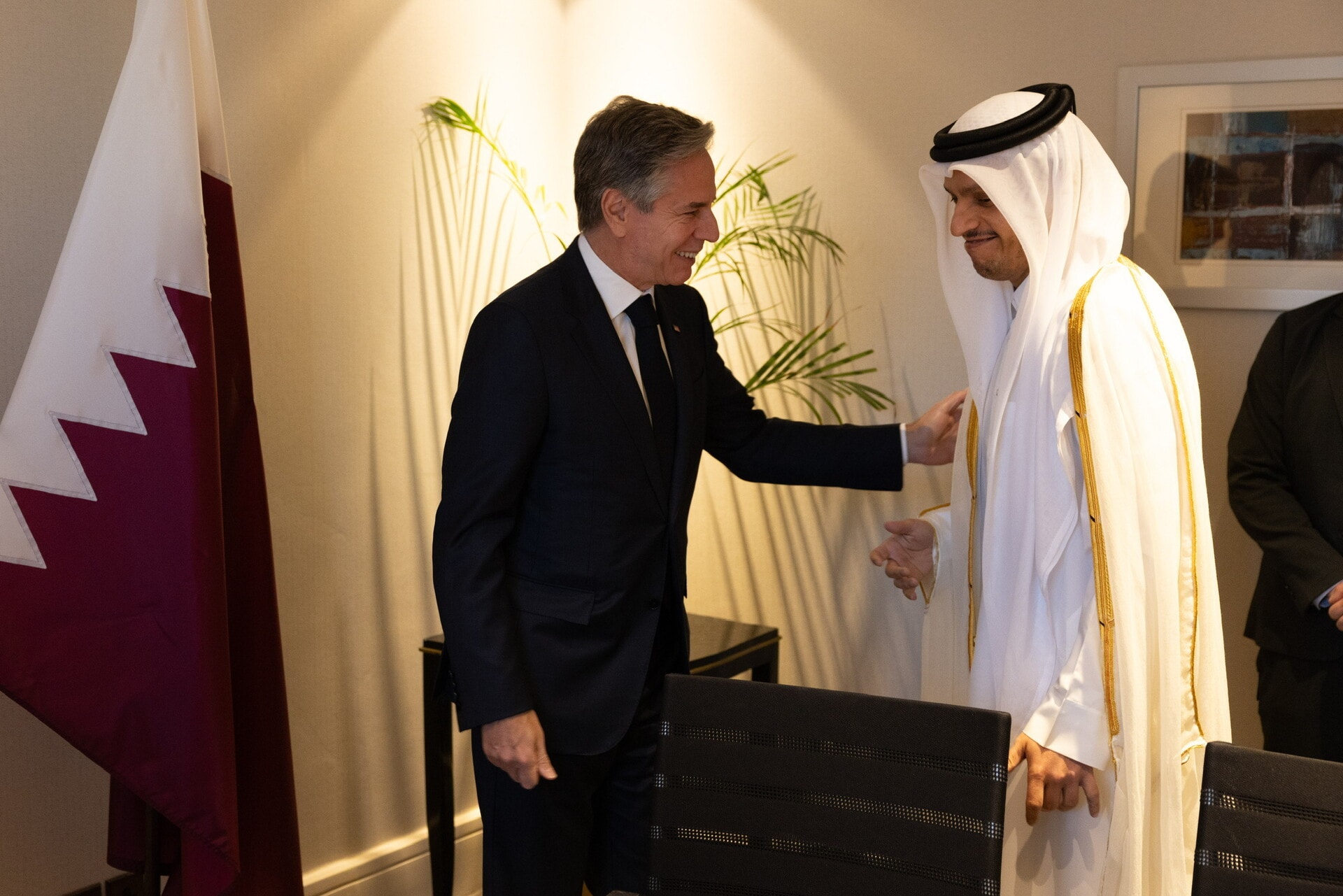 thu tuong qatar keu goi luc luong israel rut khoi vung dem syria hinh 1
