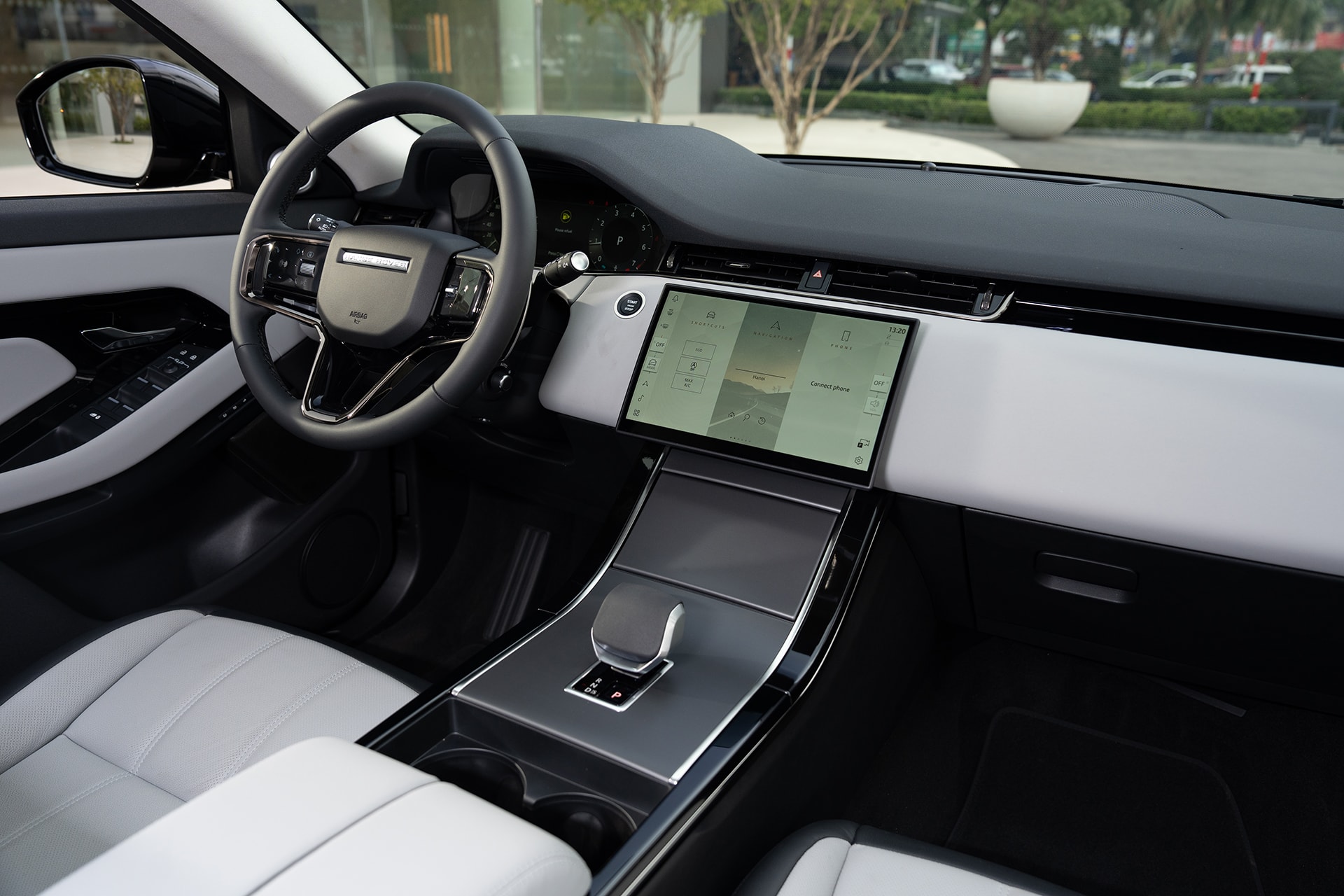 range rover evoque 2025 ve viet nam gia ban tu 29 ty dong hinh 3