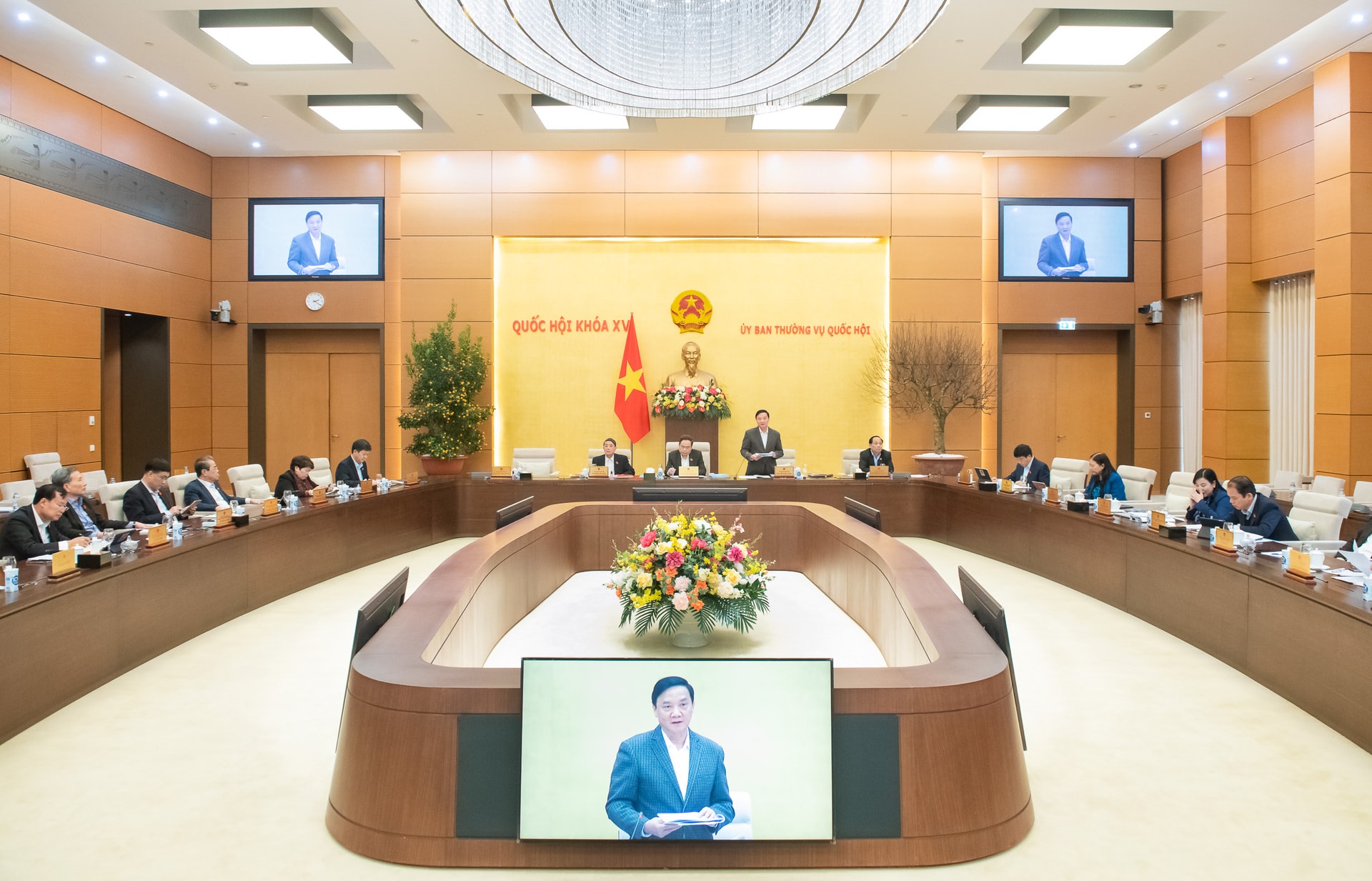 nghi quyet dieu chinh chuong trinh xay dung luat phap lenh nam 2025 hinh 1