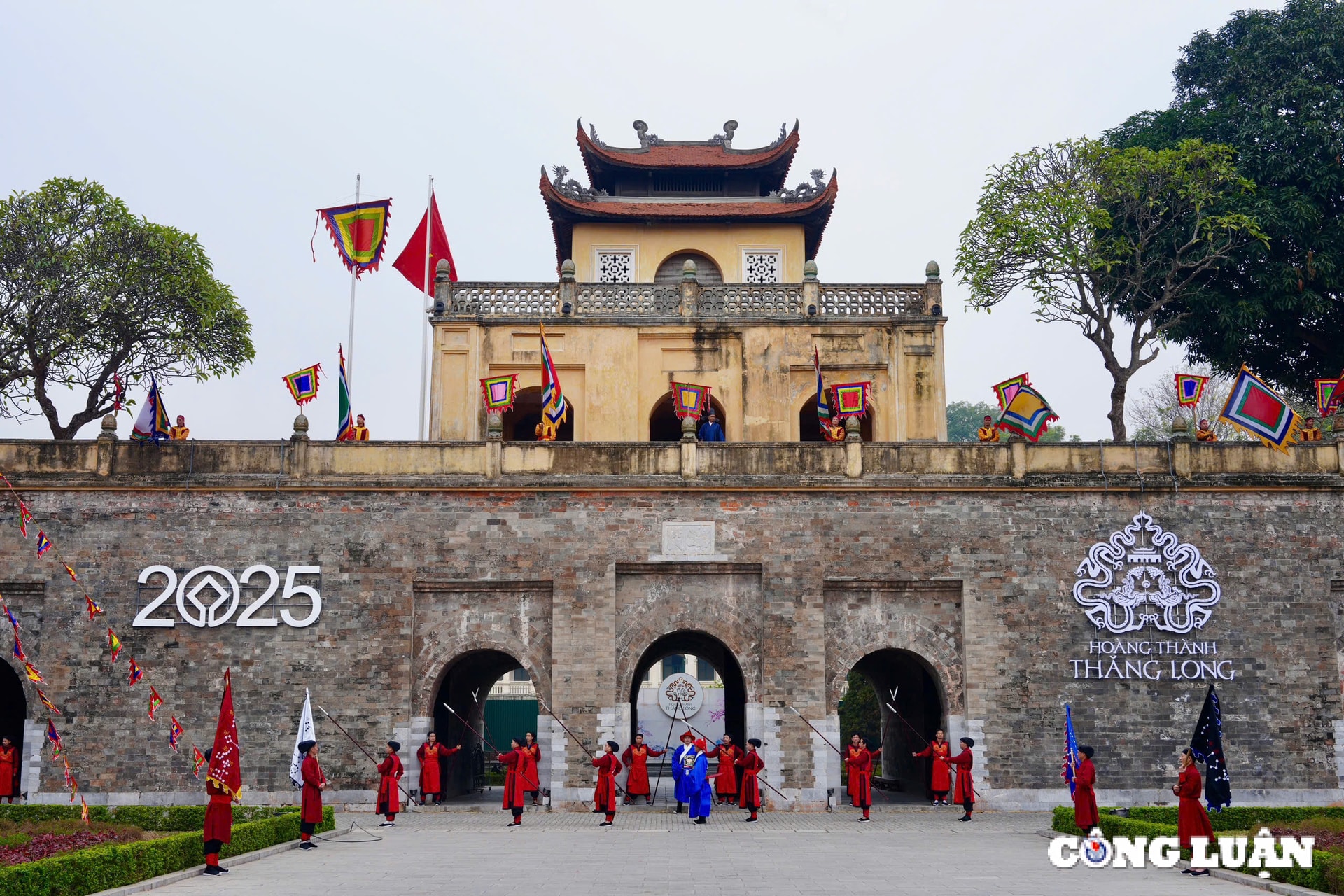doc dao nghi le tong cuu nghinh tan tai hoang thanh thang long hinh 14