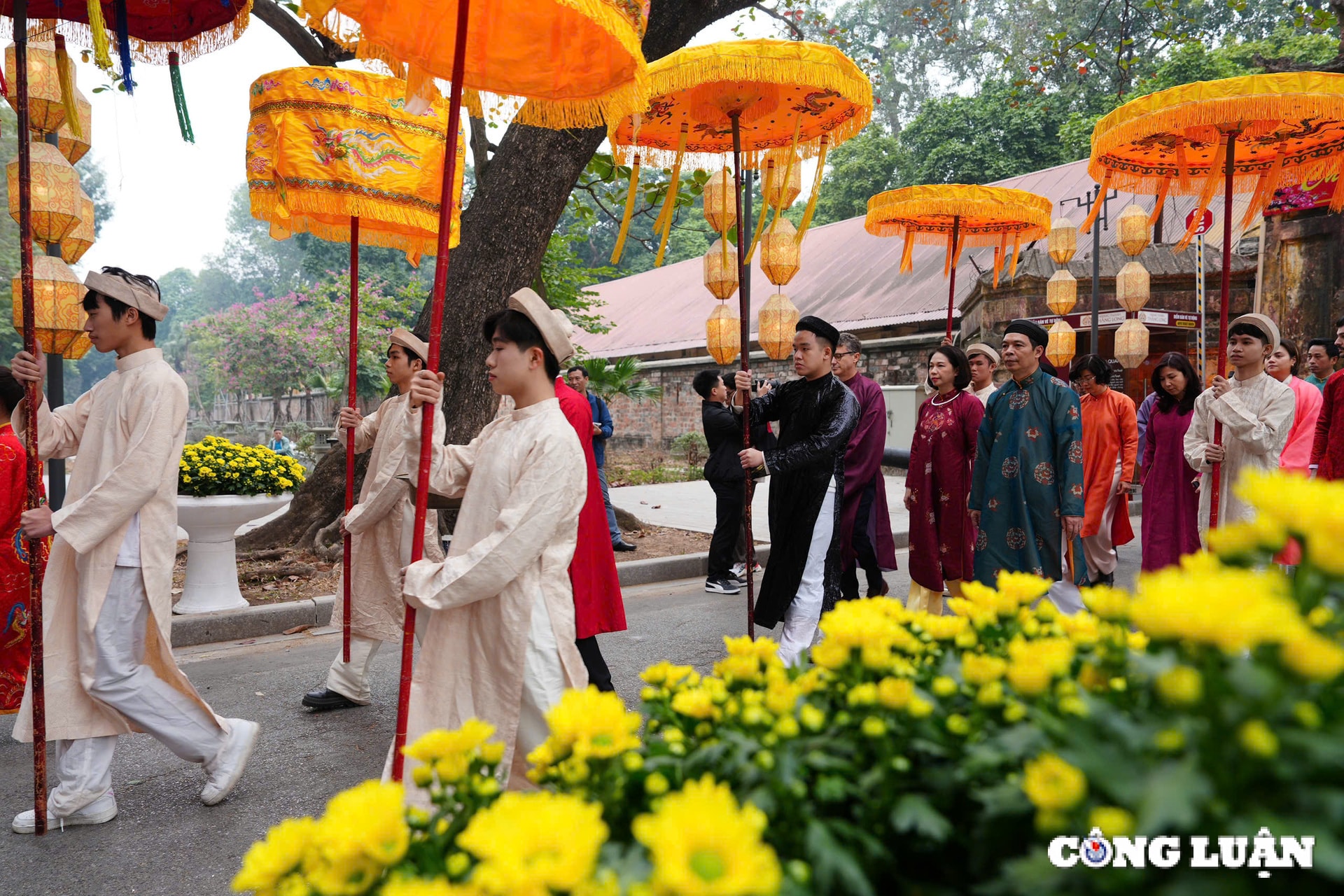 doc dao nghi le tong cuu nghinh tan tai hoang thanh thang long hinh 7