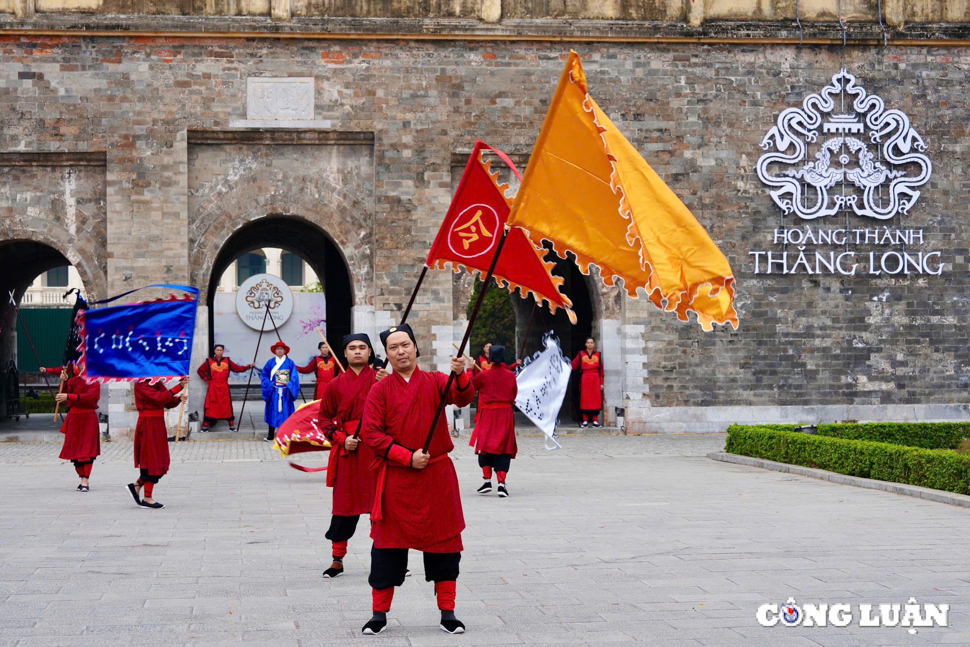 doc dao nghi le tong cuu nghinh tan tai hoang thanh thang long hinh 13