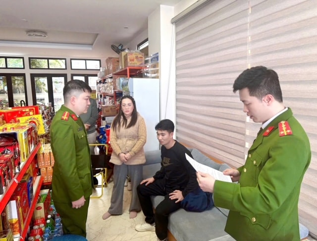 bat doi tuong lua thue xe o to roi mang di cam co o quang ninh hinh 1