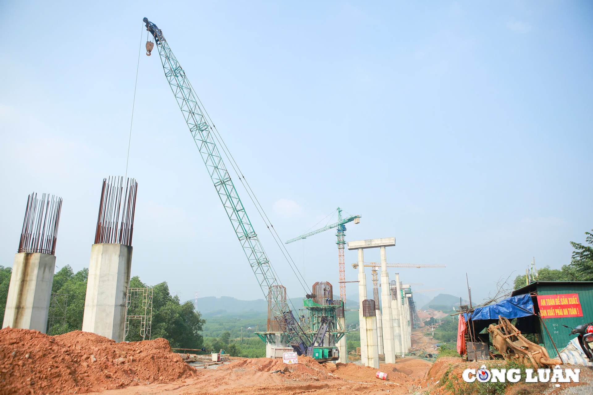thi cong xuyen tet de thong xe cao toc bac nam qua ha tinh dip 30 4 hinh 8
