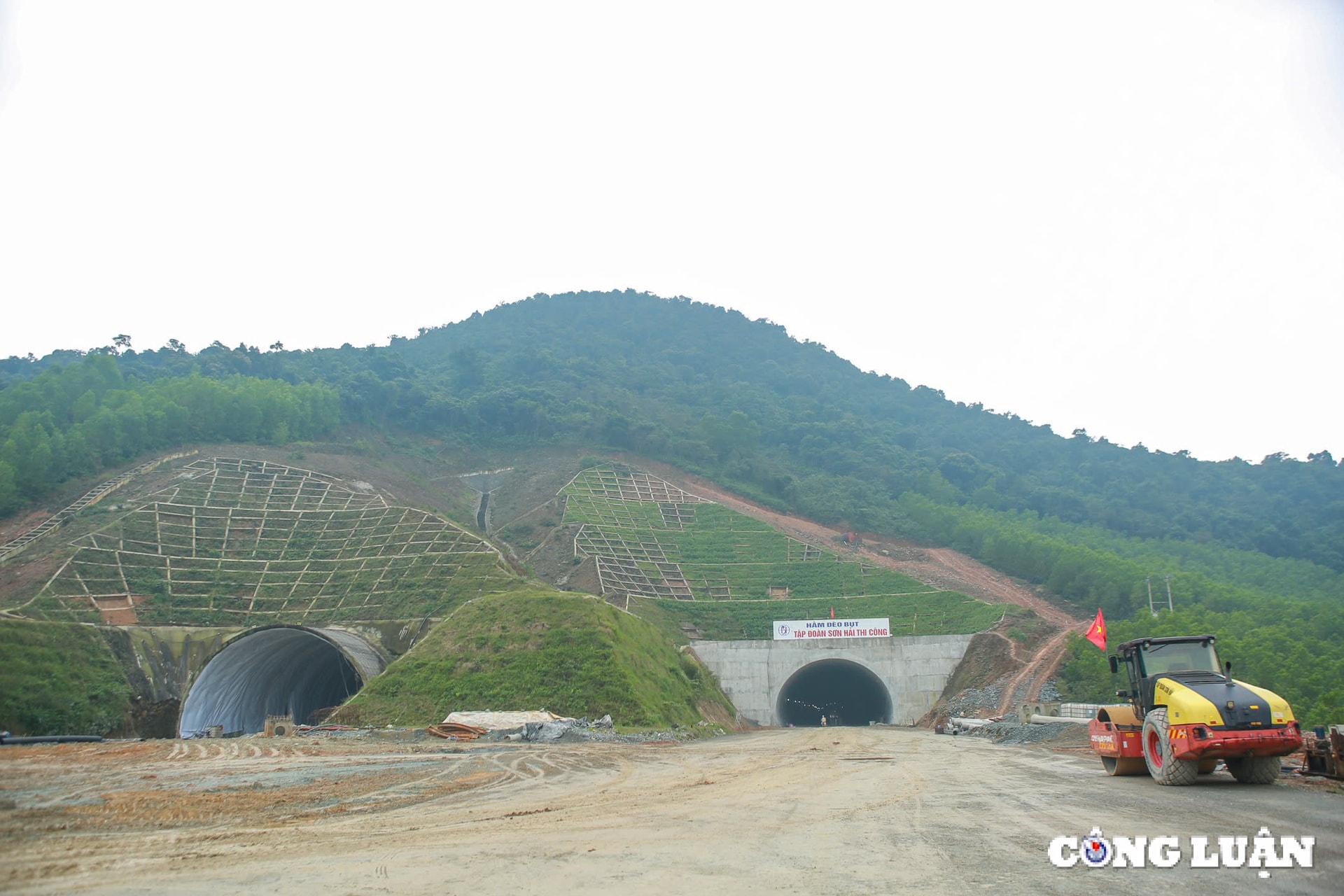 thi cong xuyen tet de thong xe cao toc bac nam qua ha tinh dip 30 4 hinh 7