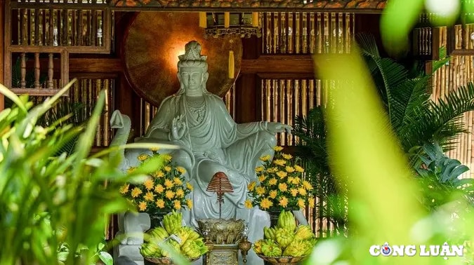 dau nam du xuan den dia tang phi lai tu ngoi chua dep nhu chon tien canh o ha nam hinh 6