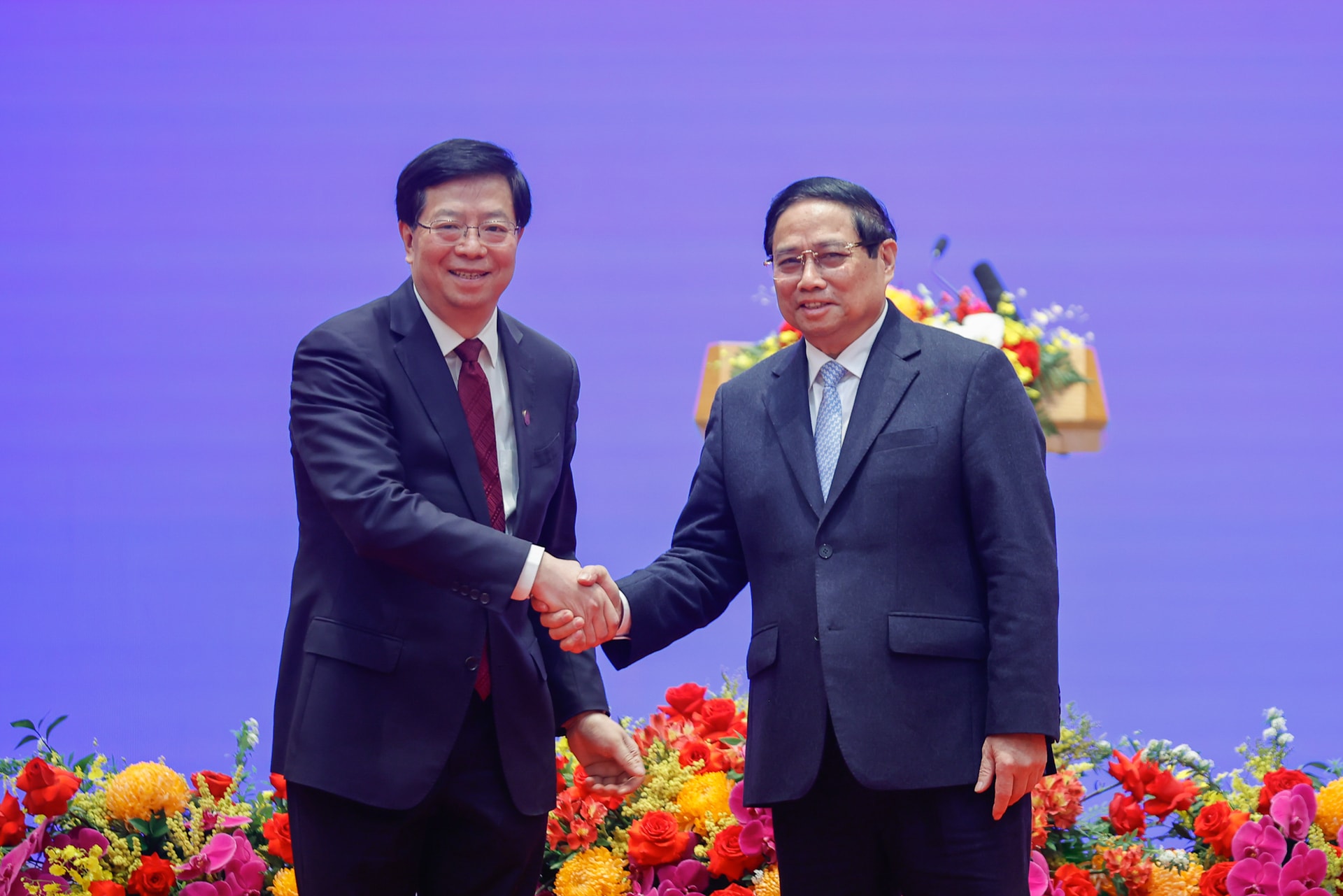 trao danh hieu giao su danh du dai hoc thanh hoa tang thu tuong pham minh chinh hinh 1