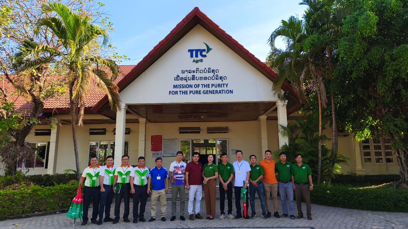 phu my thuc day hop tac nong nghiep tai lao hinh 2
