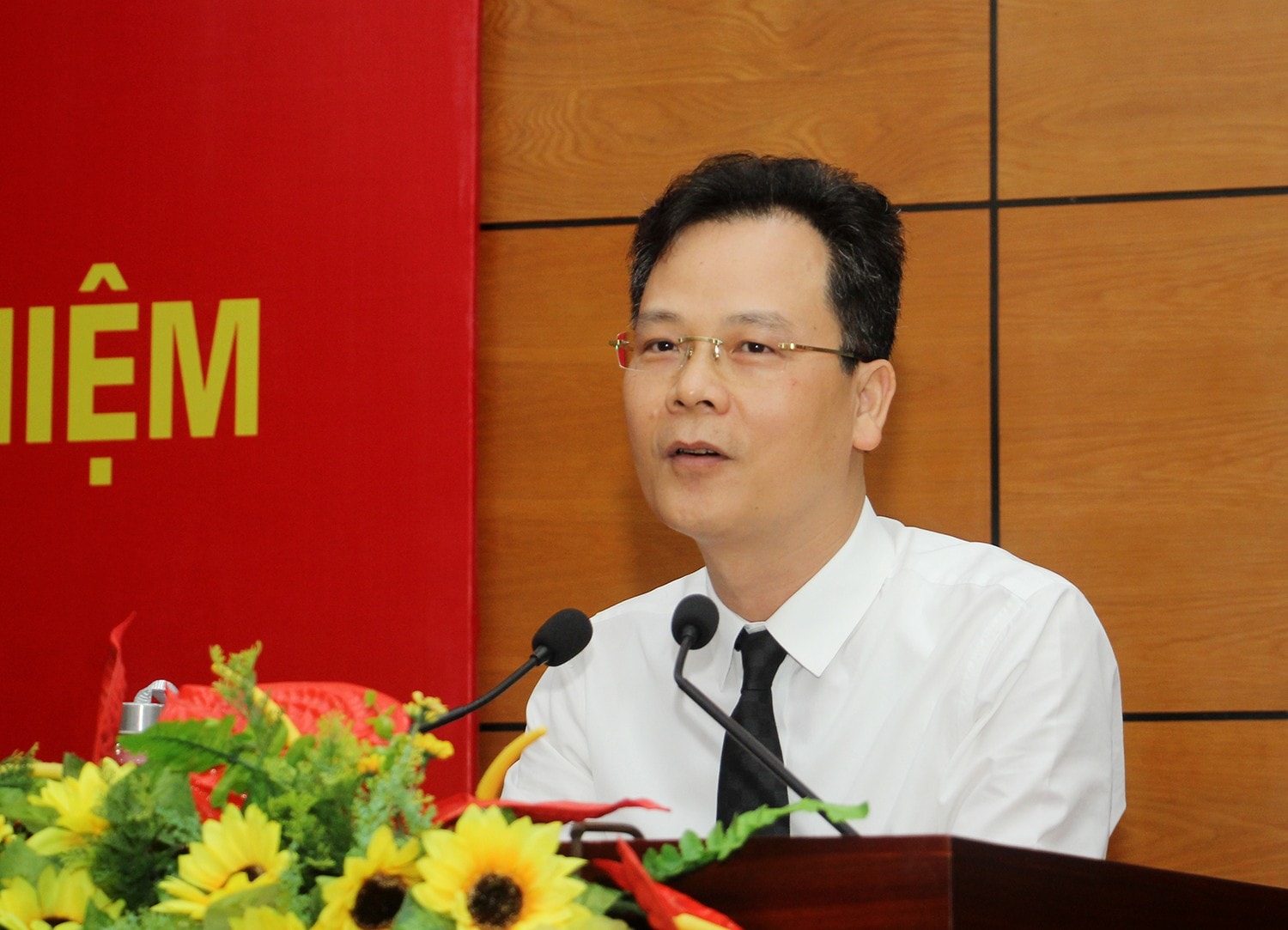 ong nguyen thanh sinh duoc bau giu chuc pho chu tich ubnd tinh lao cai hinh 1