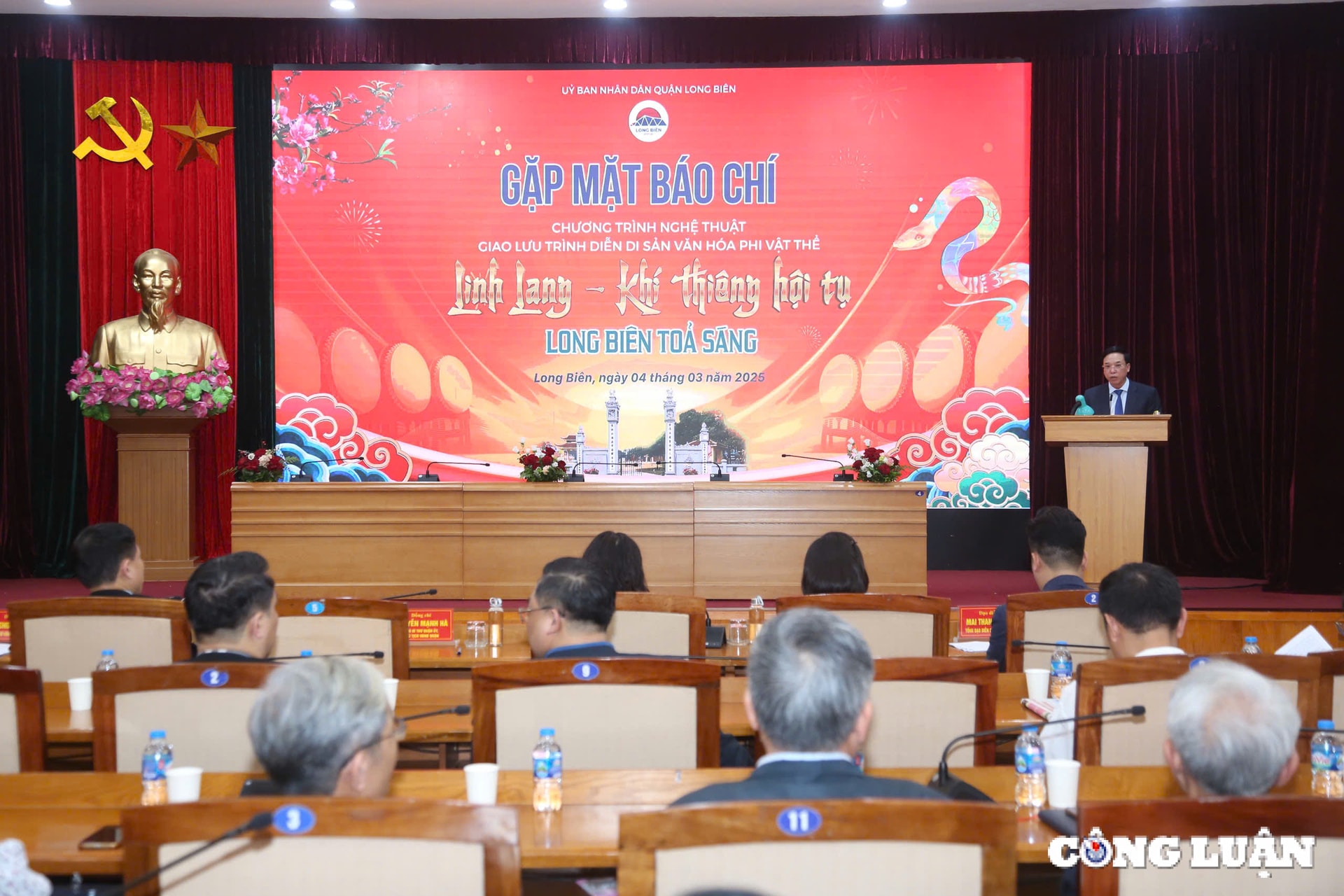 linh lang khi thieng hoi tu long bien toa sang niem tu hao ve vung dat giau truyen thong van hoa hinh 3