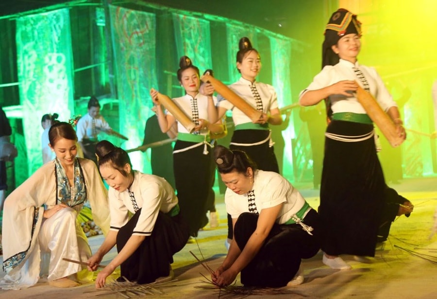 tinh dien bien to chuc le hoi hoa ban quy mo lon nhat tu truoc toi nay hinh 1