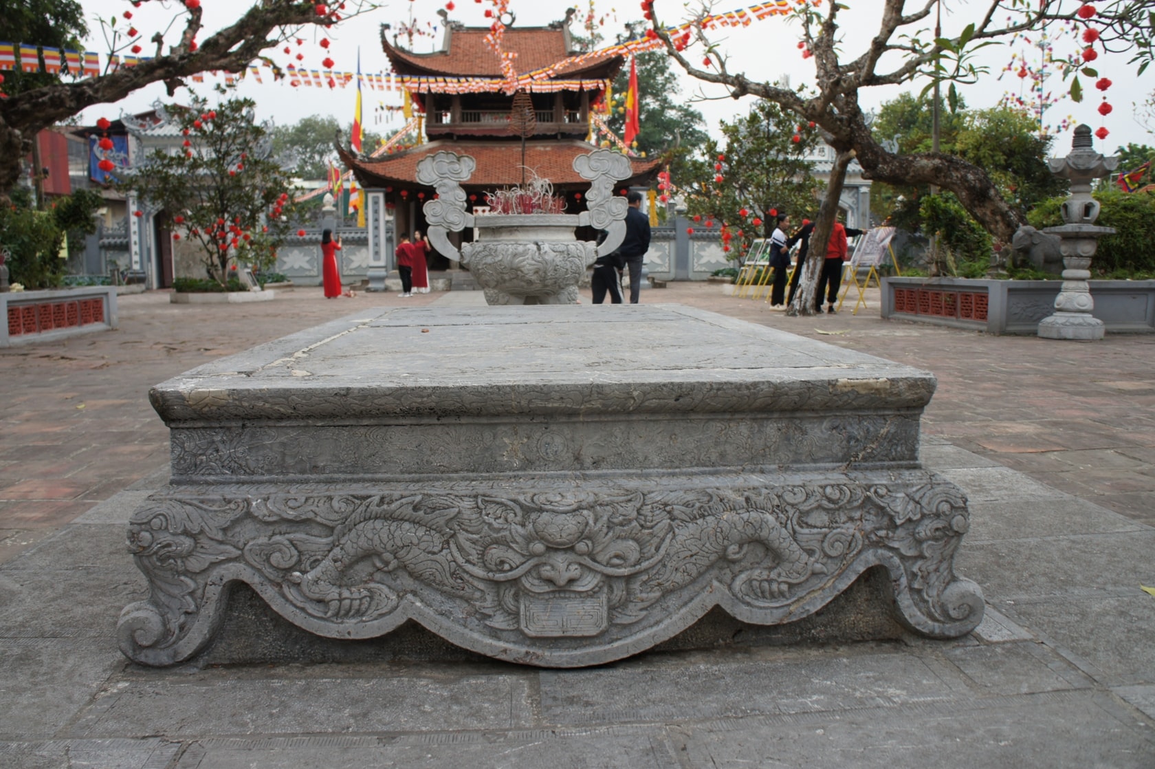 hinh tuong ho phu tu truyen thong toi ung dung duong dai hinh 2