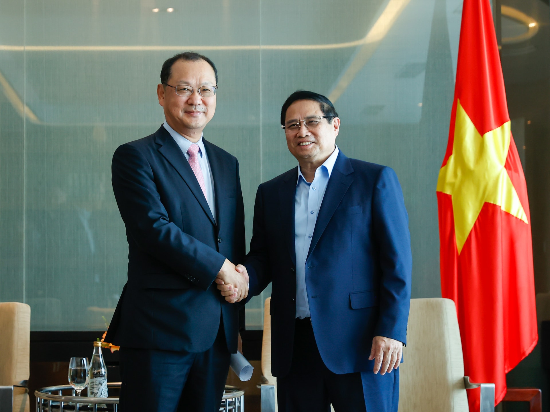 thu tuong pham minh chinh tiep tong giam doc 3 doanh nghiep dau tu hang chuc ty usd tai viet nam hinh 2