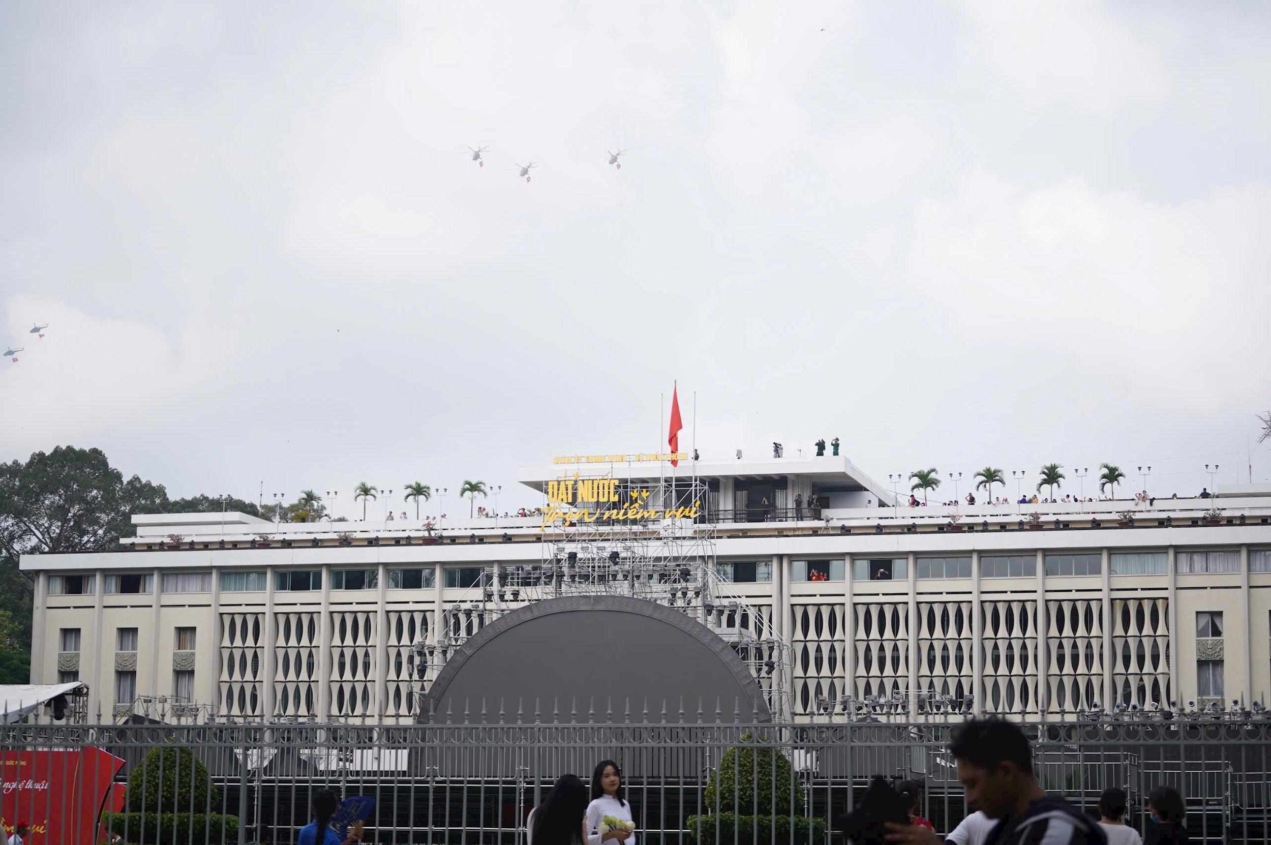 6(1)-nguoi-dan.jpg
