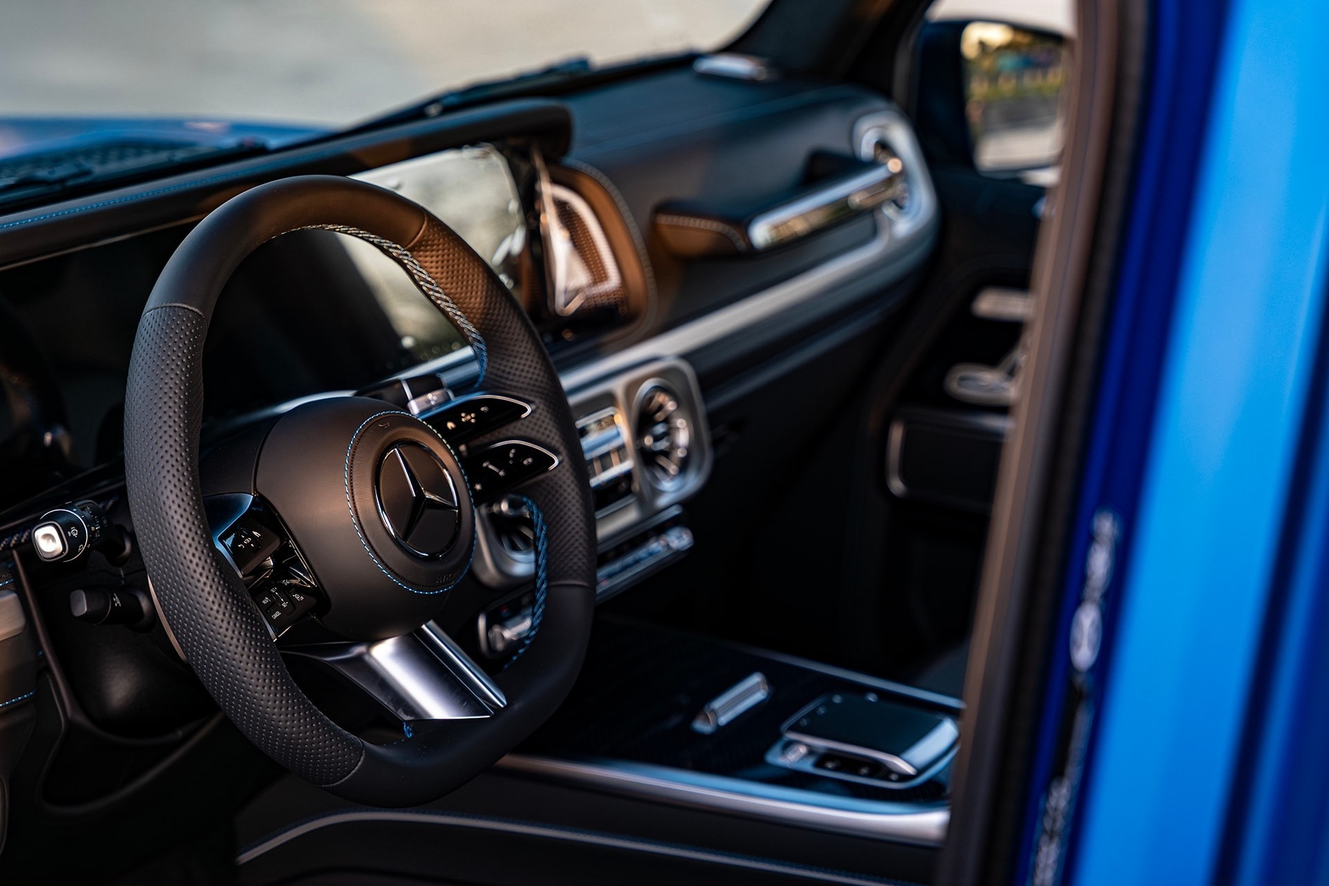Nội thất Mercedes G 580 - Ảnh: MBV