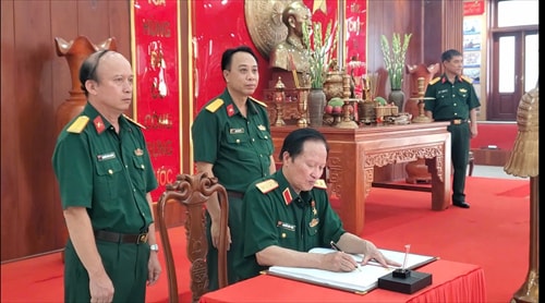 nguyen-huy-hieu-8.jpg