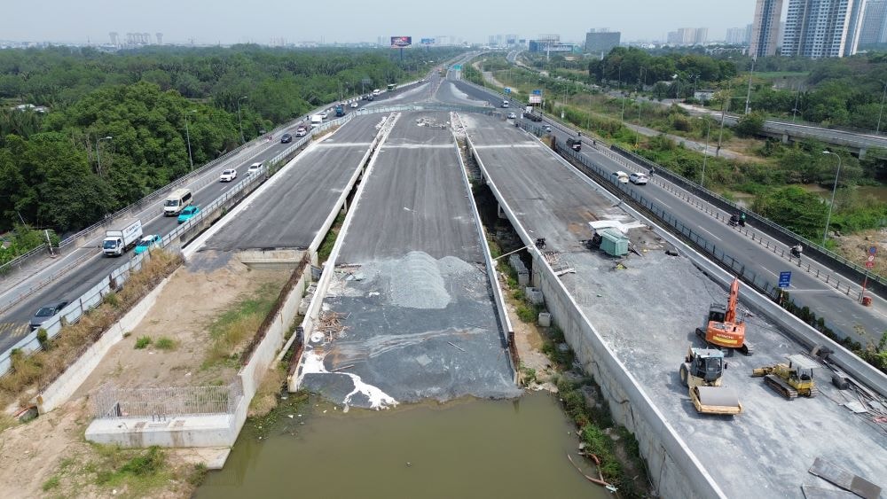Đây không phải lần lỡ hẹn đầu tiên của dự án nút giao An Phú