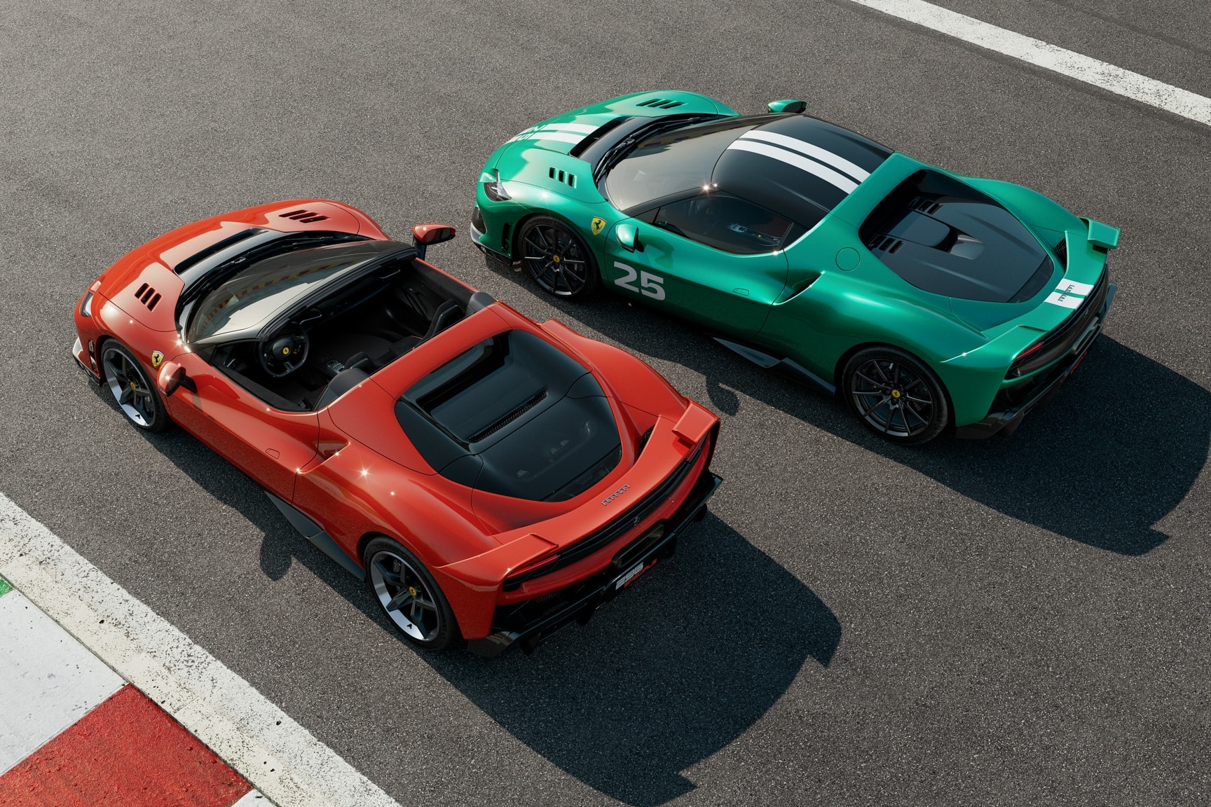 Ferrari 296 Speciale có 2 biến thể mui cứng và mui trần.
