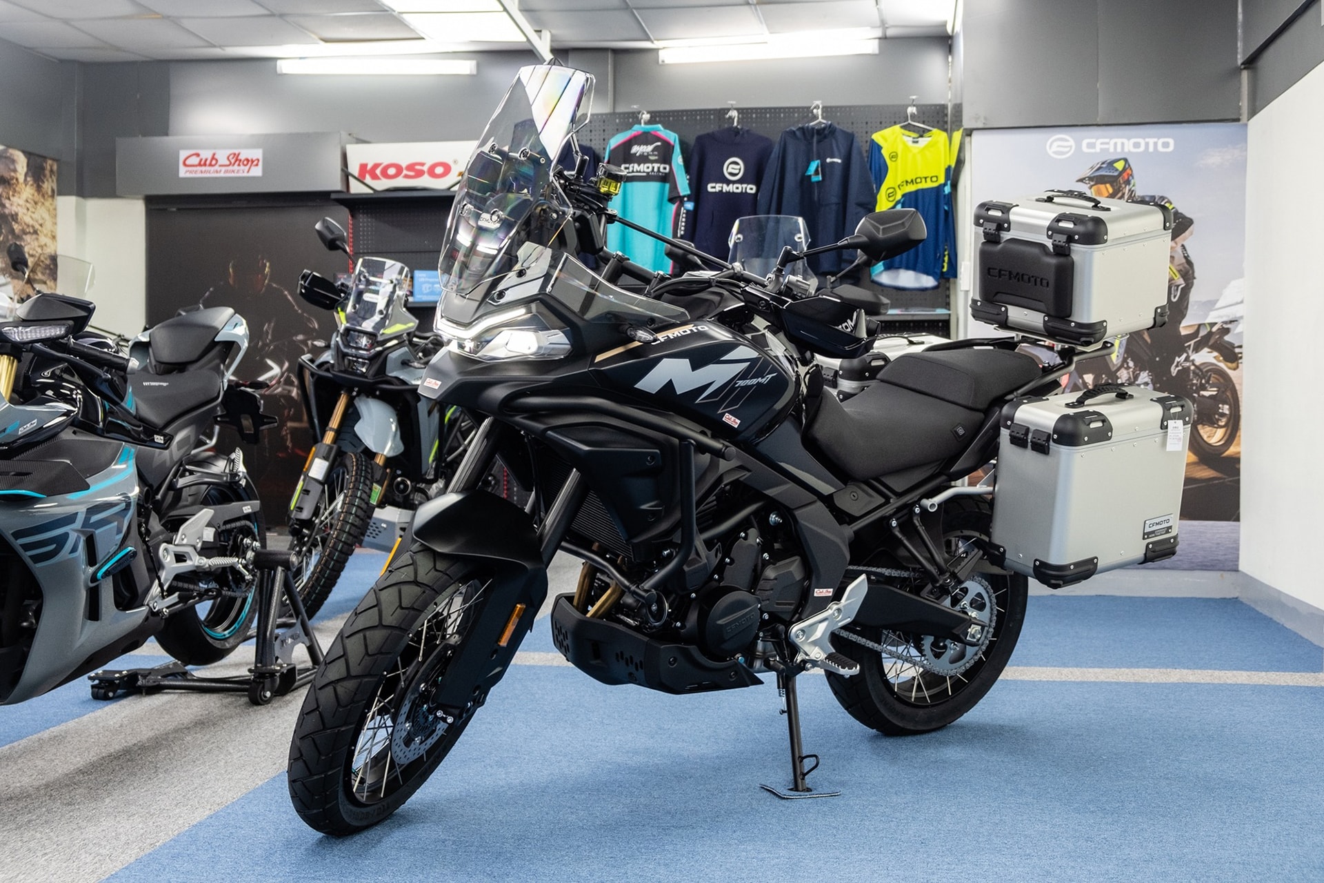 Mẫu xe CFMoto 700MT.