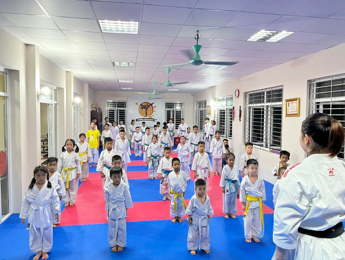 Ảnh màn hình 2025-05-15 lúc 15.35.12