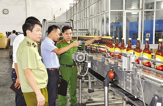 chi-thanh-tra-1-lan-moi-nam-nq-68.jpg