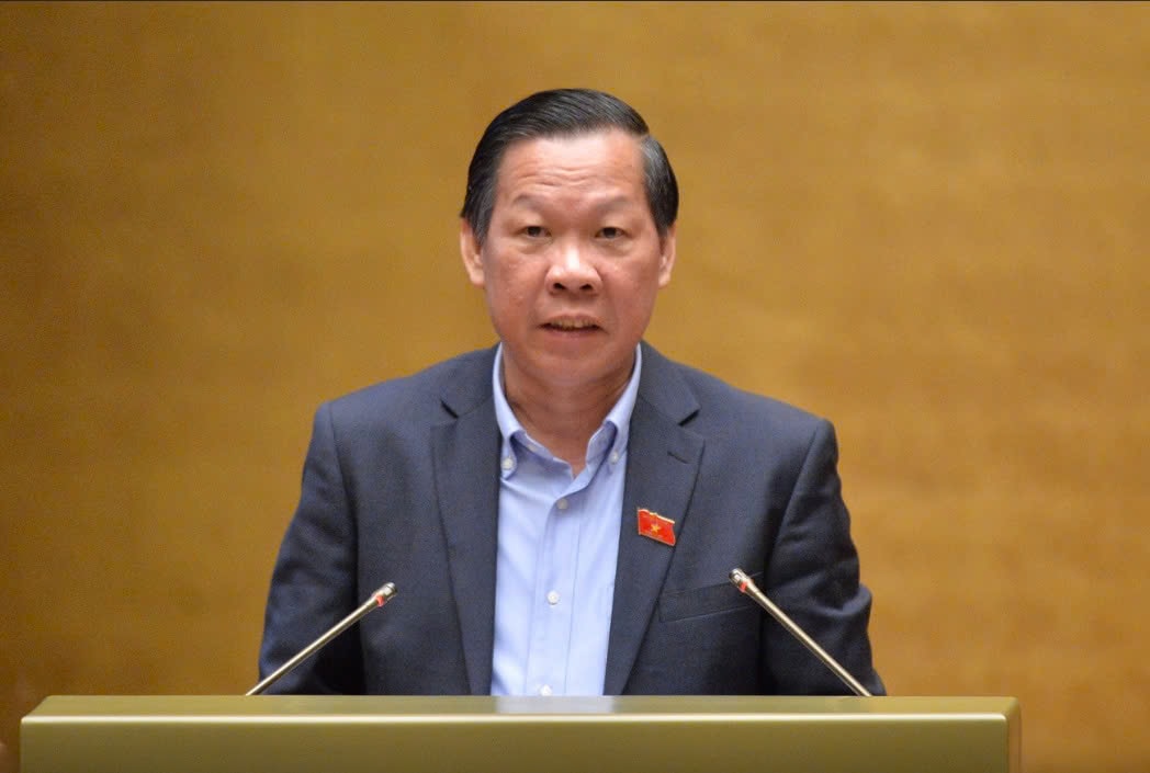 Chủ nhiệm Ủy ban Kinh tế và Tài chính Phan Văn Mãi.