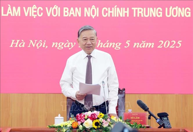 tong-bi-thu4-220525.jpg