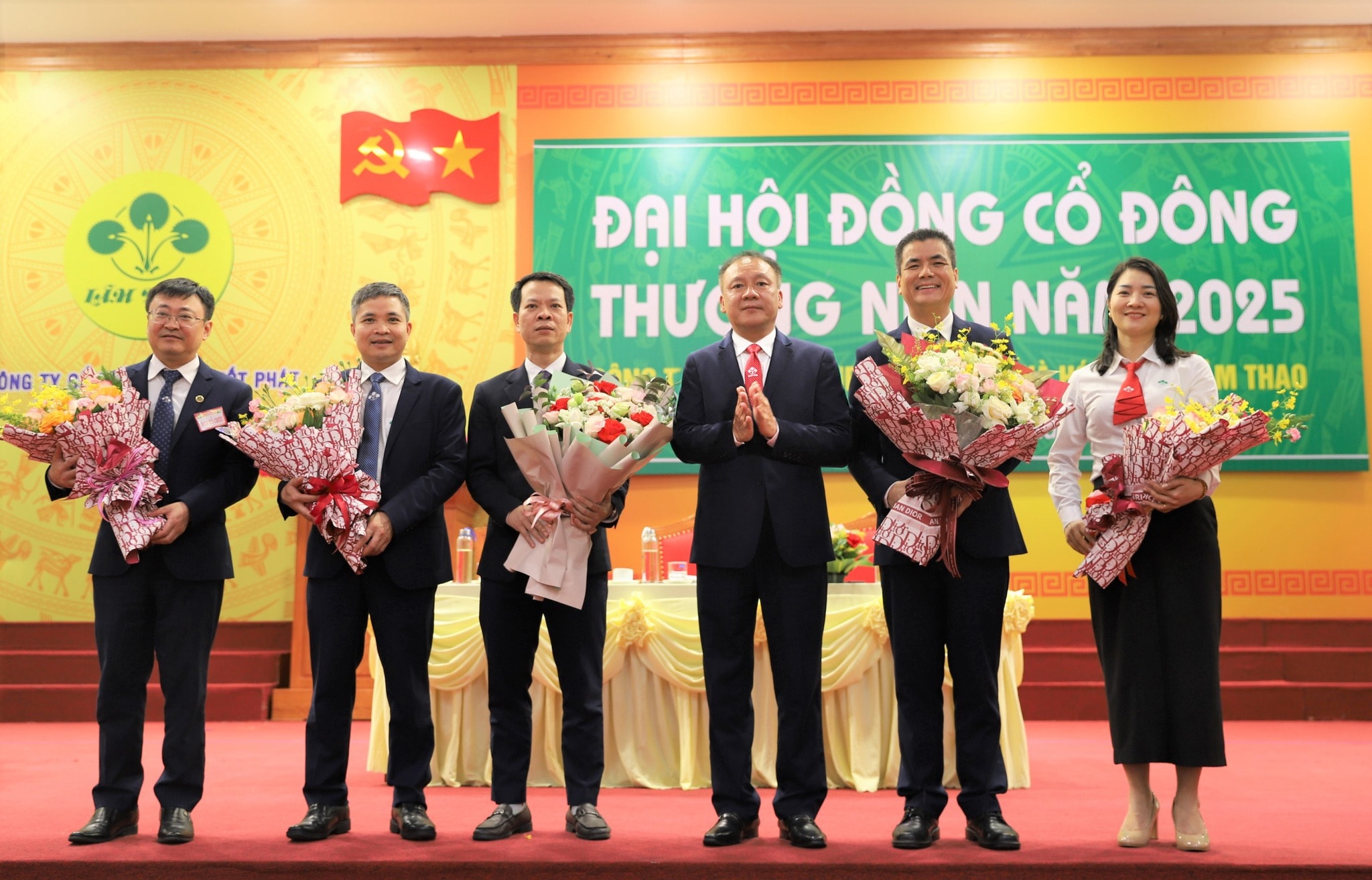 Dai hoi 1