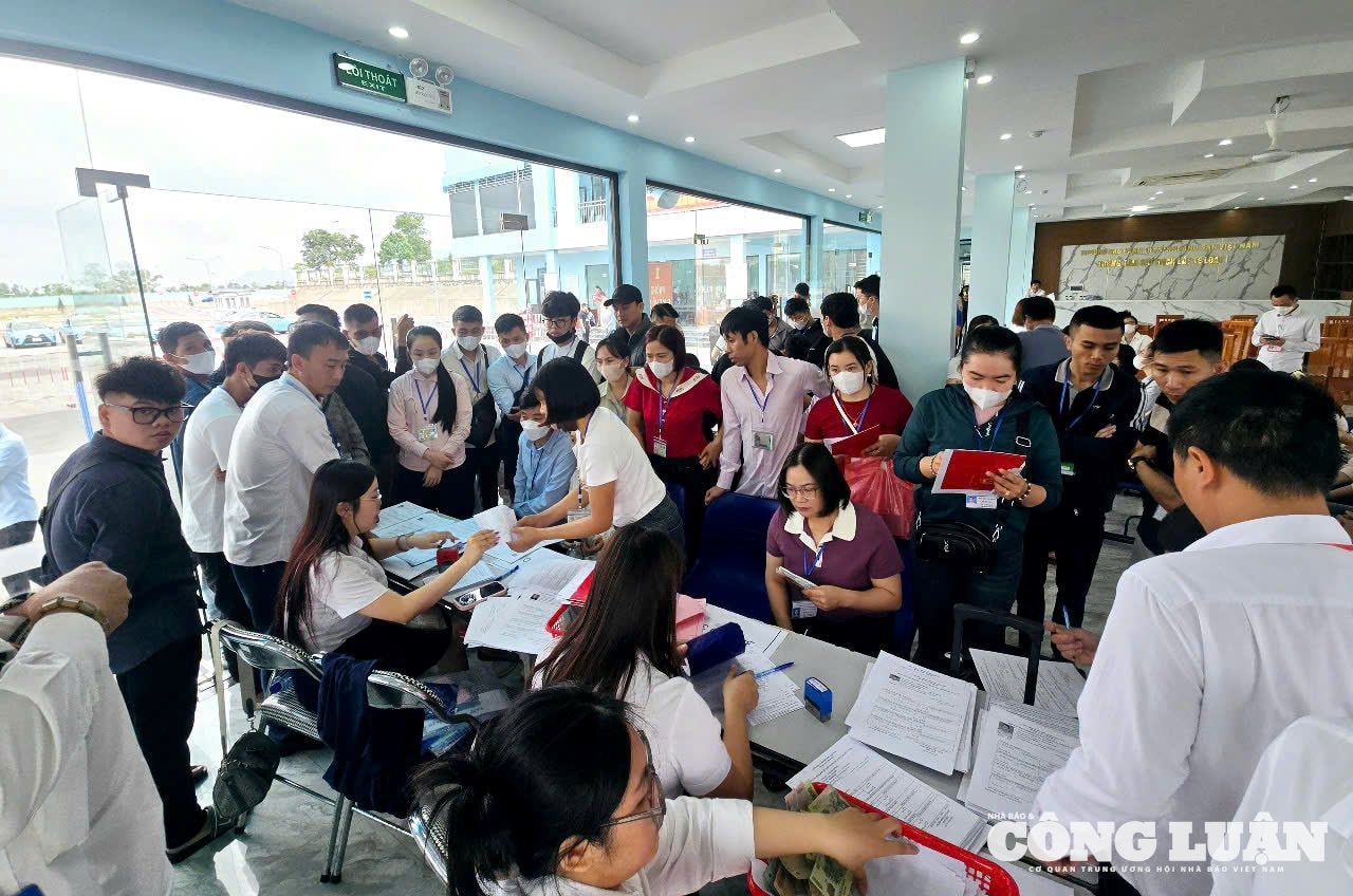 anh-6-ky-sat-hach-lai-xe-truong-cao-dang-tkv.jpg