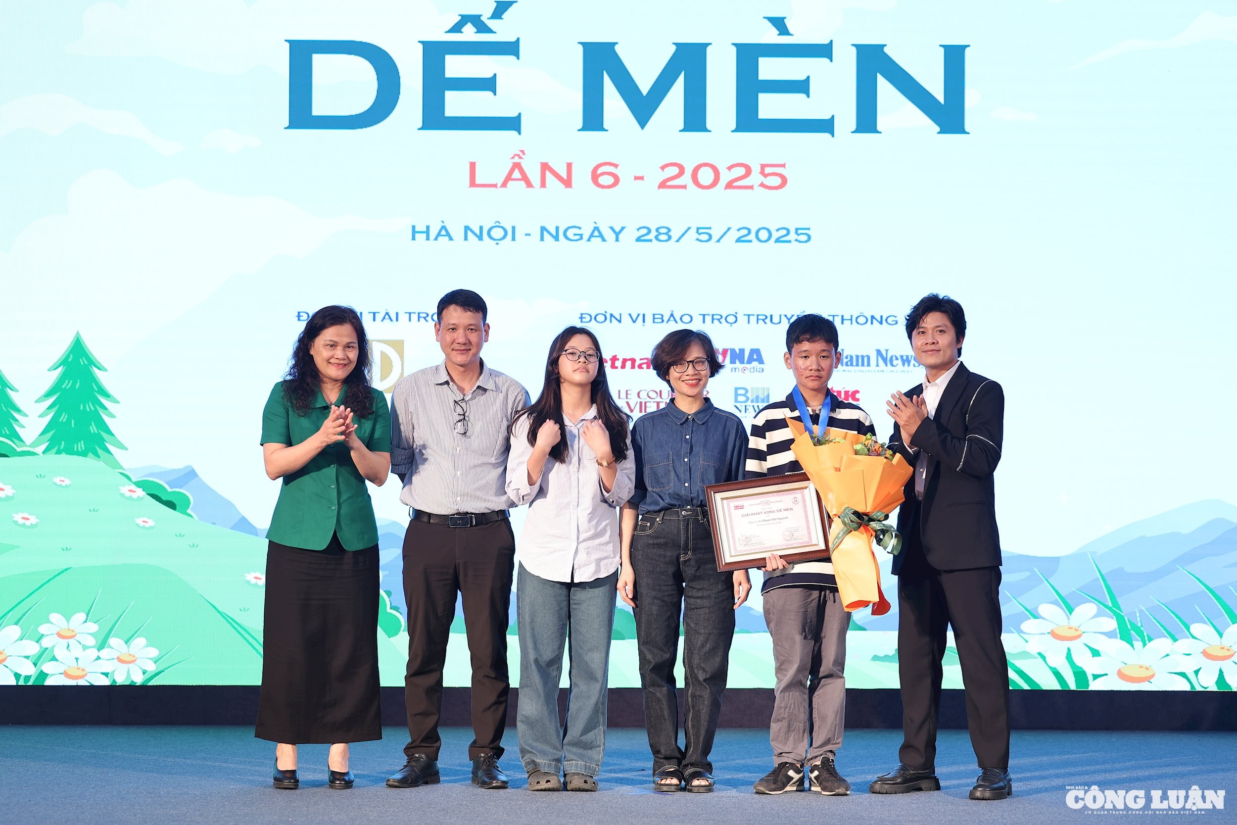 hhkd5377.jpg
