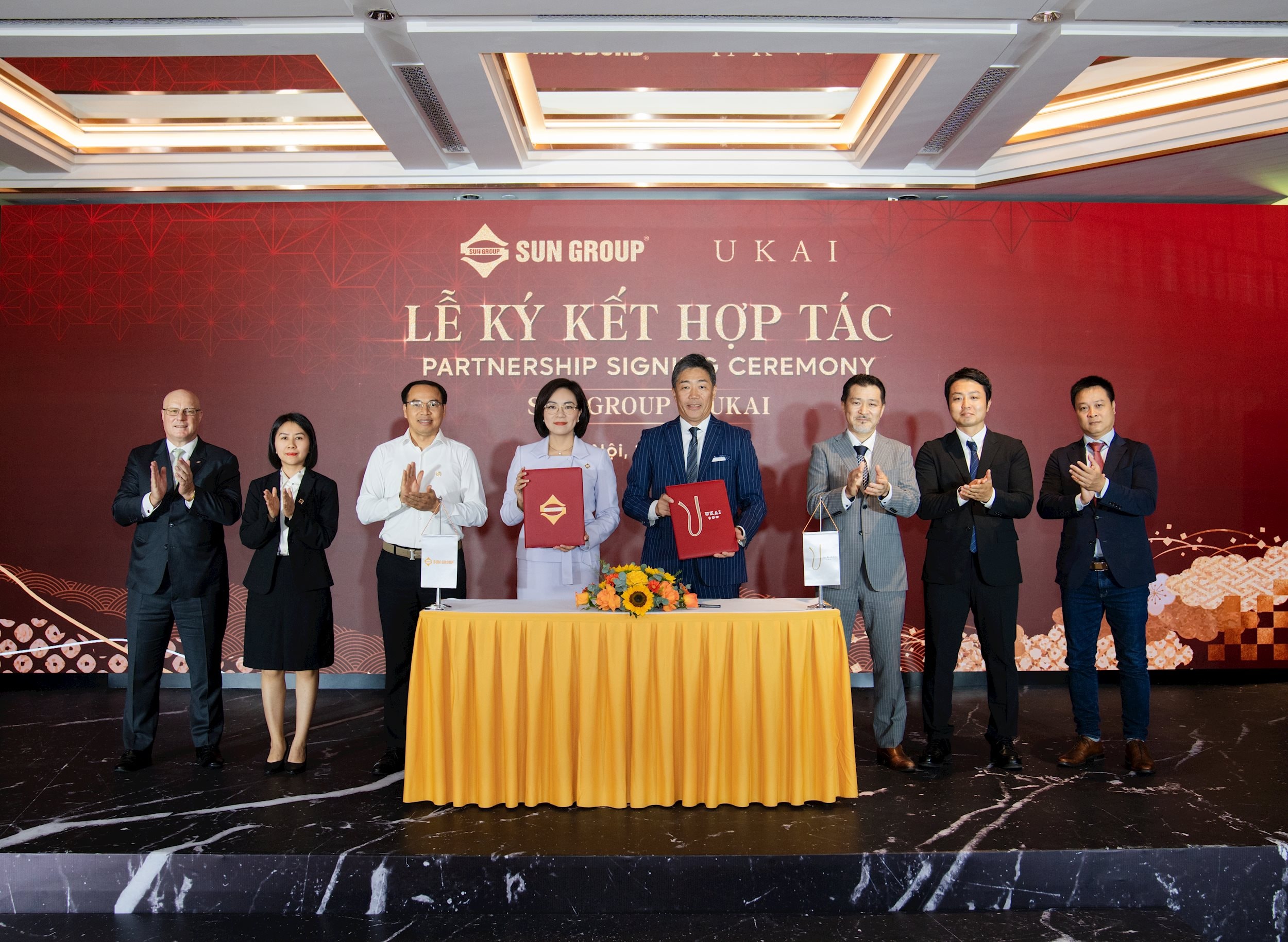 Ký kết (2)