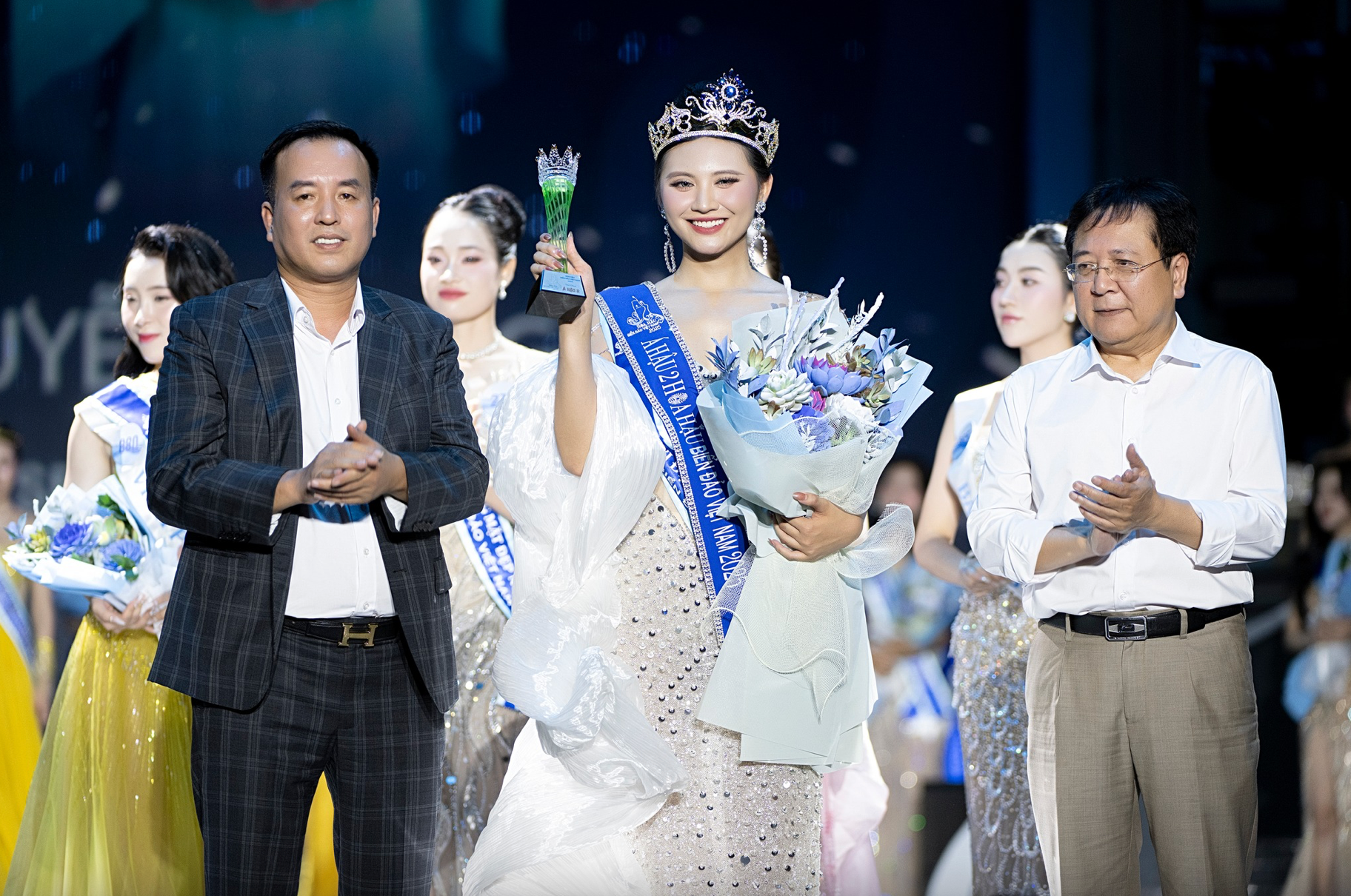Ảnh màn hình 2025-05-31 lúc 07.40.29