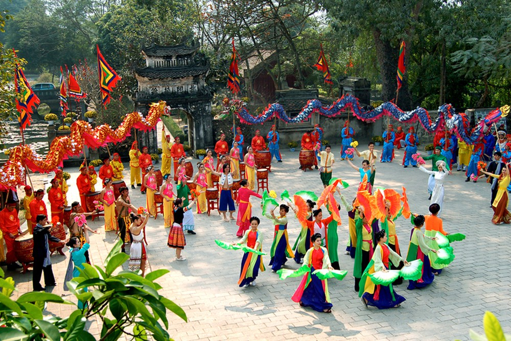 dac-trung-van-hoa-dan-toc_b860b.png