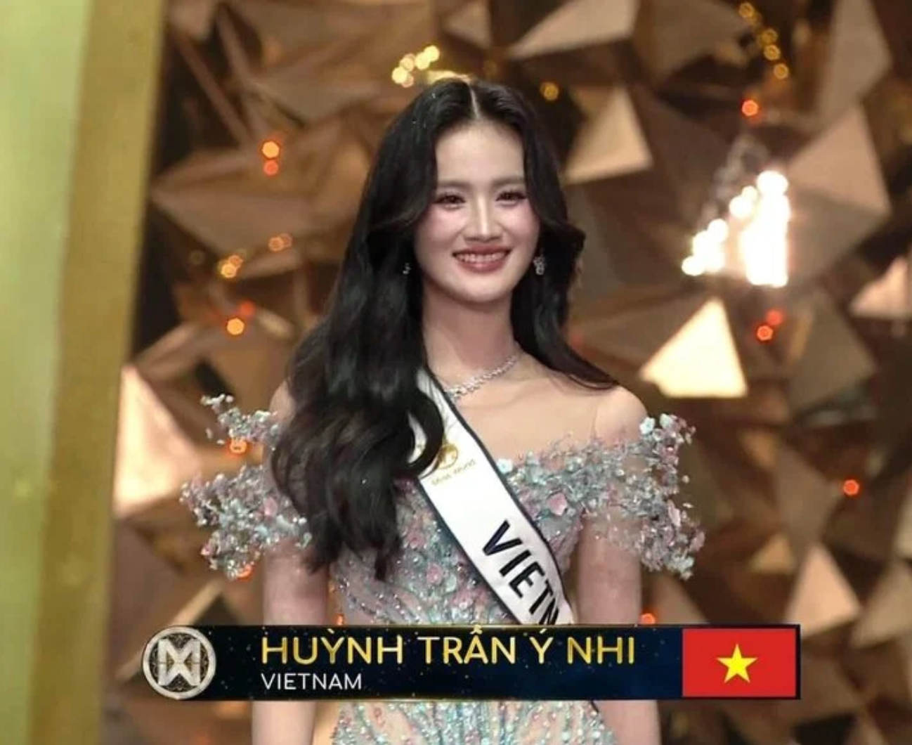 Ảnh màn hình 2025-06-01 lúc 00.15.57